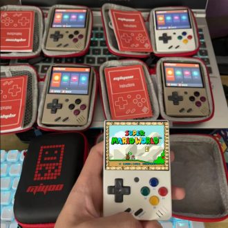 Miyoo Mini Plus 128GB Myioo Mini V2 128GB Powkiddy Q90 Anbernic Atualizado com Sistema Onion e Jogos em Portugues PT-BR GameBoy Myioo Myiio Anbernic RG35xx Myioo Mini Plus Myioo mini Plus Miioo Mioo Myyio Myiio